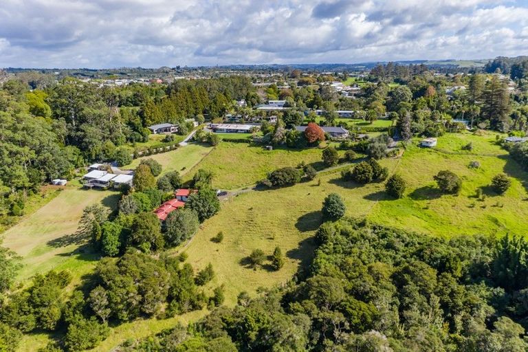 Photo of property in 73 Hone Heke Road, Kerikeri, 0230