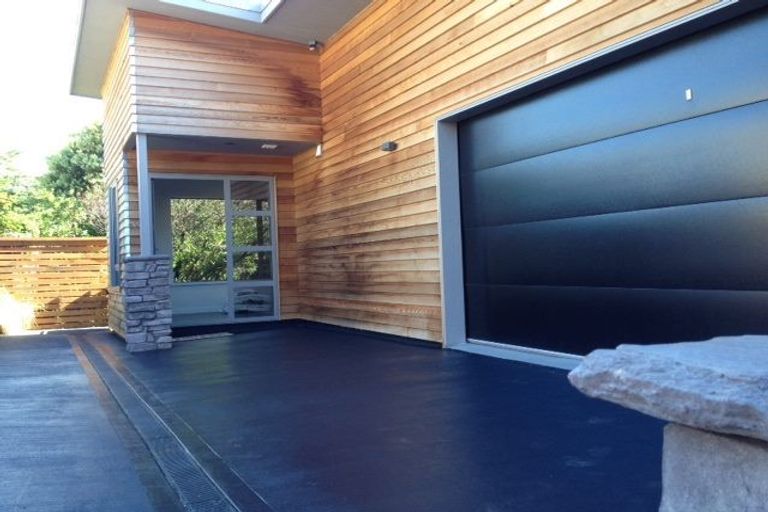 Photo of property in 50b Raukawa Street, Strathmore Park, Wellington, 6022