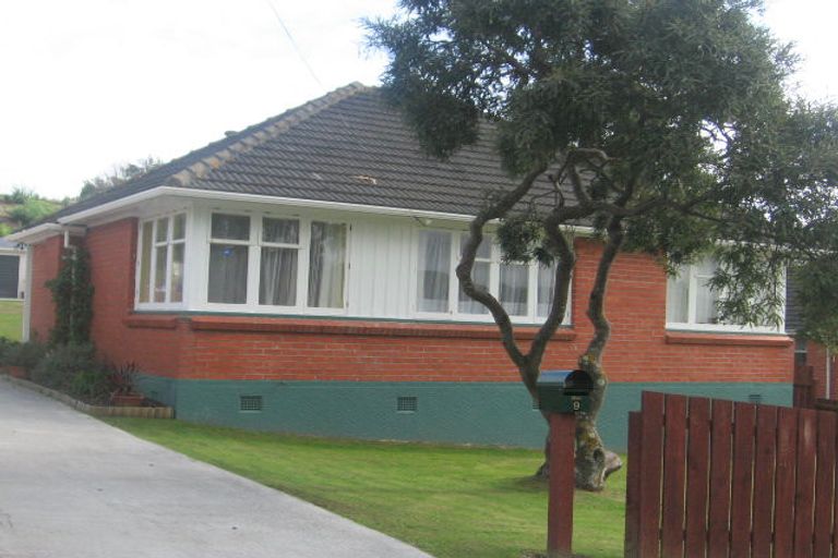 Photo of property in 9 Maher Place, Ranui, Porirua, 5024