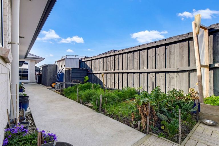 Photo of property in 35 Larissa Road, Halswell, Christchurch, 8025
