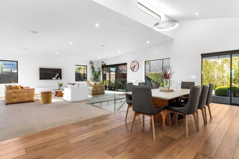 Photo of property in 19 Gwynfa Avenue, Cashmere, Christchurch, 8022