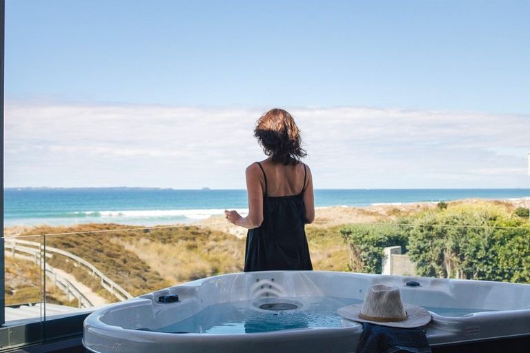 Photo of property in 357b Oceanbeach Road, Mount Maunganui, 3116