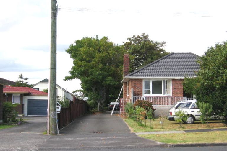 Photo of property in 110a Astley Avenue, New Lynn, Auckland, 0600