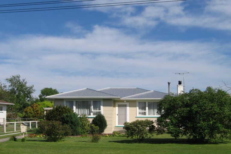 Photo of property in 15 Waverley Street, Elgin, Gisborne, 4010