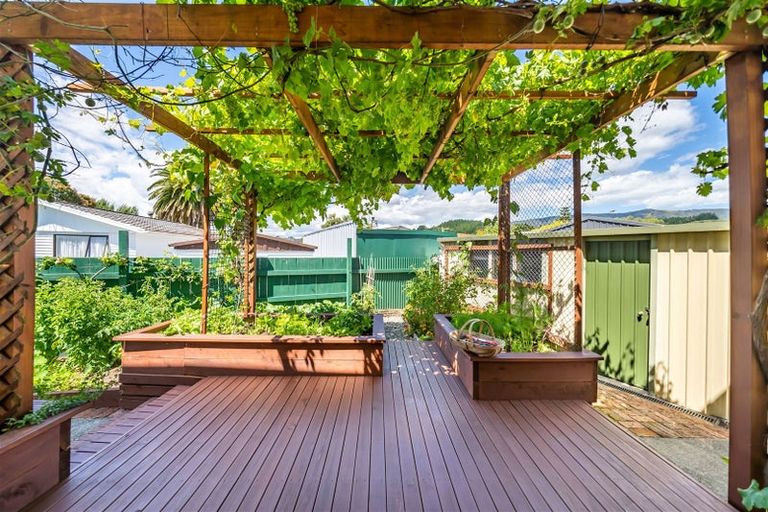 Photo of property in 14 Riversdale Road, Clouston Park, Upper Hutt, 5018