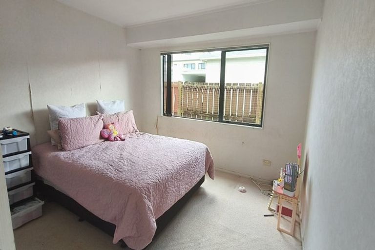 Photo of property in 2/48 Halsey Road, Manurewa, Auckland, 2102