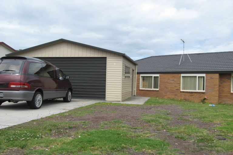 Photo of property in 5 Fareti Place, Mangere, Auckland, 2022