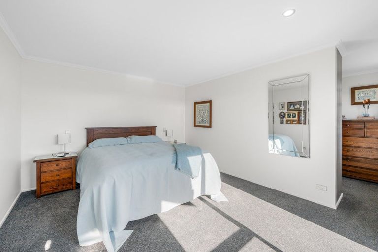 Photo of property in 10 Hyland Street, Wanaka, 9305