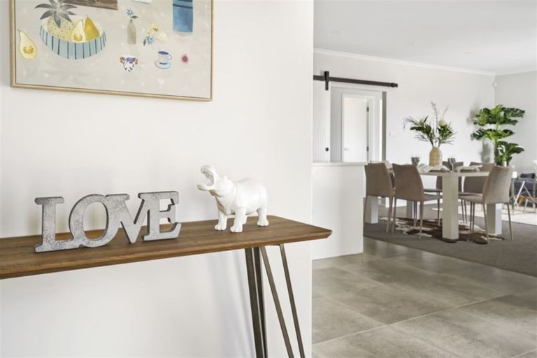 Photo of property in 6 Dulverton Rise, Flagstaff, Hamilton, 3210