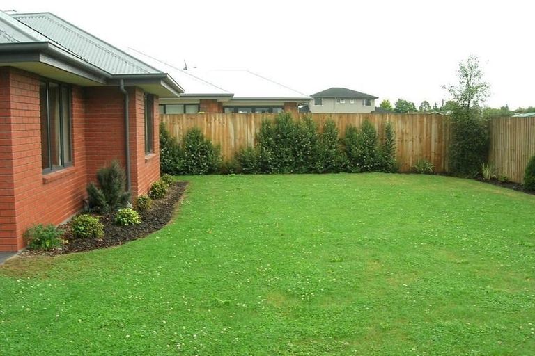 Photo of property in 4 Taiwhenua Street, Rangiora, 7400