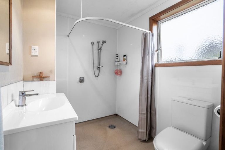 Photo of property in 28 Church Street, Winton, 9720