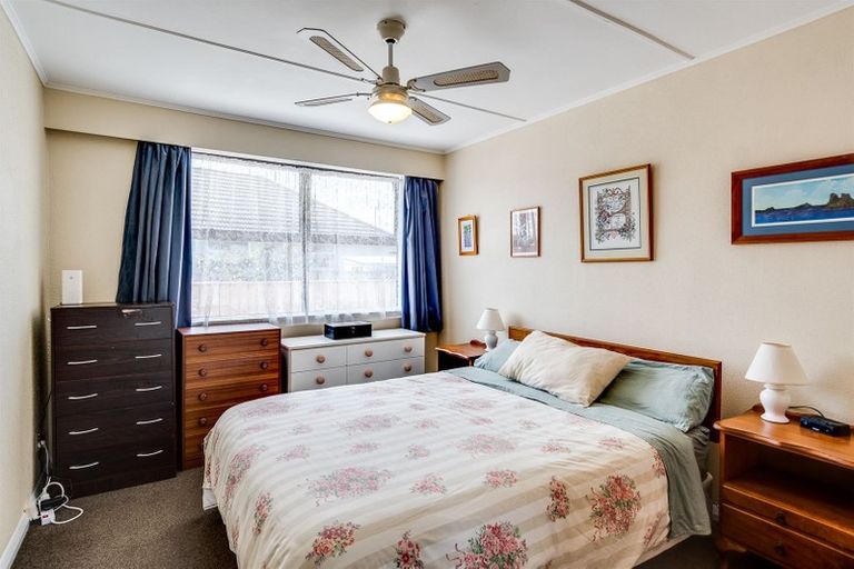 Photo of property in 52 Massey Crescent, Marewa, Napier, 4110