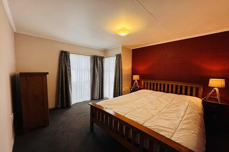 Photo of property in 3/133 Russell Street, Palmerston North, 4414