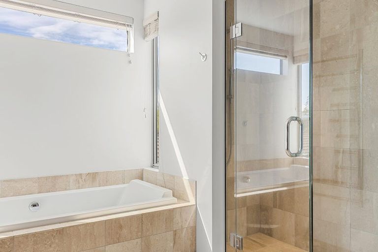 Photo of property in 9 Poynder Avenue, Merivale, Christchurch, 8014