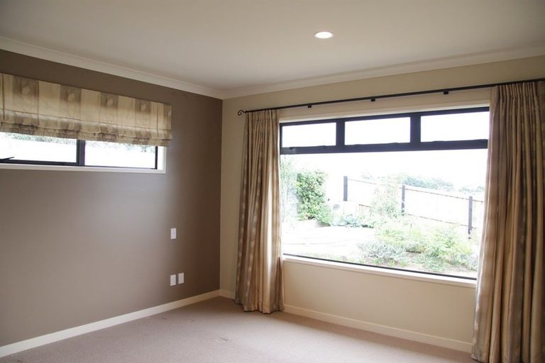 Photo of property in 12 Bishopsworth Way, Huntington, Hamilton, 3210