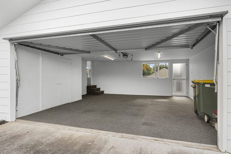 Photo of property in 15 Edgehill Place, Te Puke, 3119