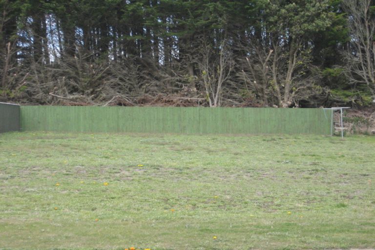 Photo of property in 37 Hydrabad Drive, Waitarere Beach, Levin, 5510