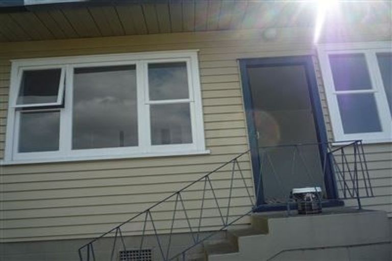 Photo of property in 2 Eden View Road, Sandringham, Auckland, 1025