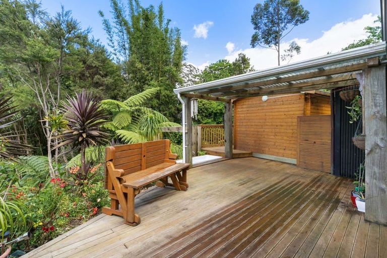 Photo of property in 19 Flays Road, Coromandel, 3506