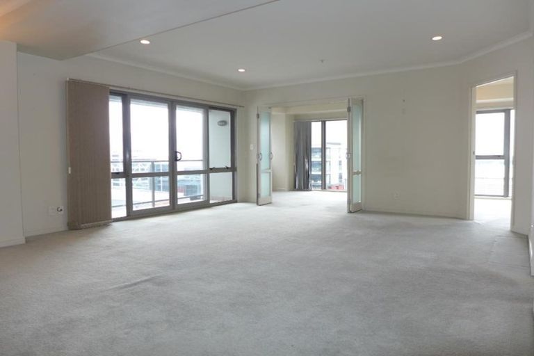 Photo of property in Tower Hill Apartments, 14a/1 Emily Place, Auckland Central, Auckland, 1010