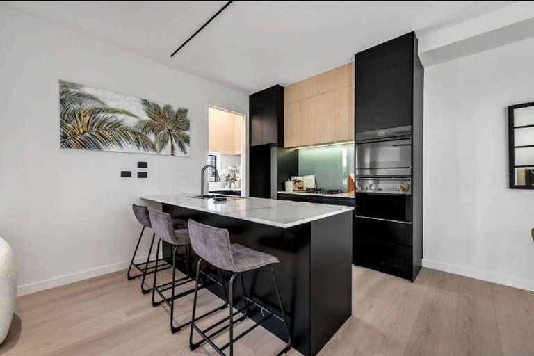 Photo of property in 2/3 Campbell Road, Takapuna, Auckland, 0622