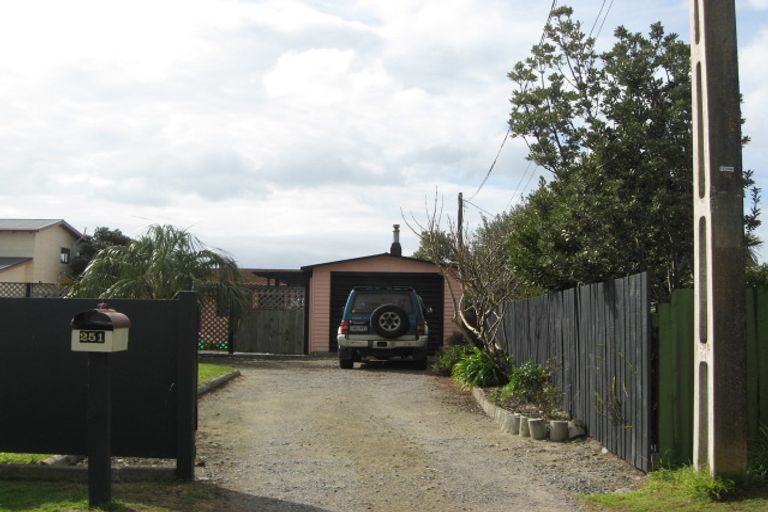 Photo of property in 251 Clifton Road, Te Awanga, 4102