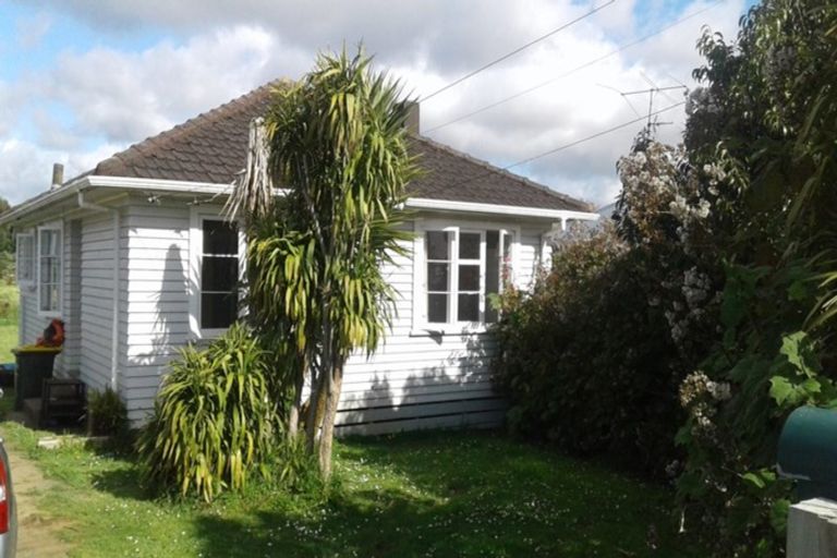 Photo of property in 63 Birdwood Road East, Pukekohe, 2120