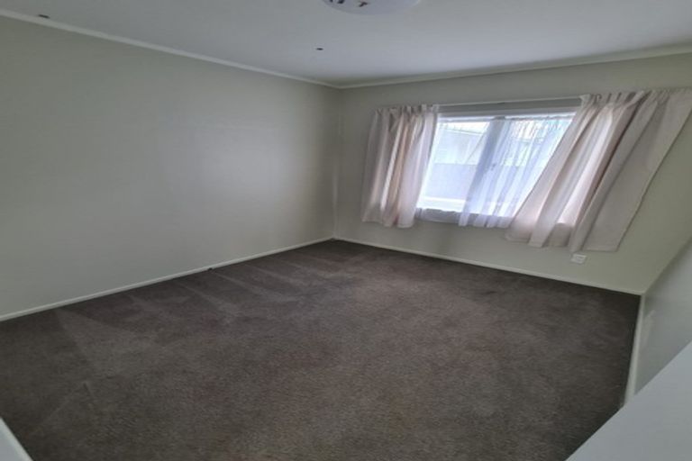 Photo of property in 43 Shirley Avenue, Papakura, 2110