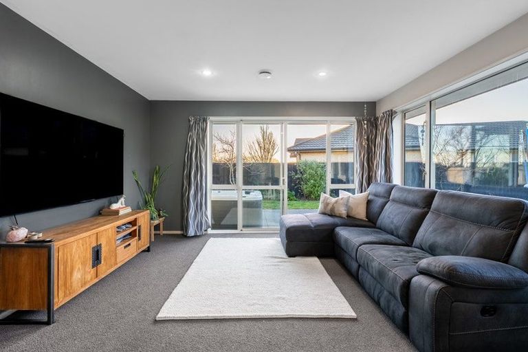 Photo of property in 1 Greenan Place, Doyleston, 7683