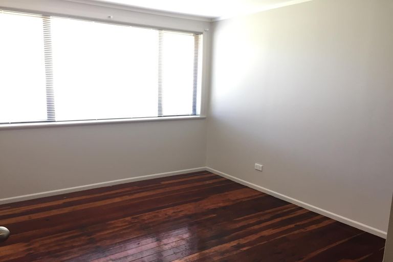 Photo of property in 41 Te Wheoro Street, Meremere, Mercer, 2474