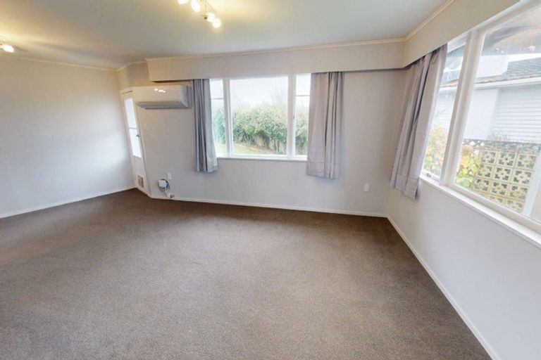 Photo of property in 8 Buick Crescent, Awapuni, Palmerston North, 4412