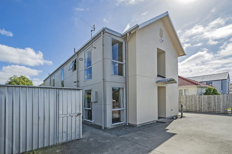 Photo of property in 108b Elizabeth Street, Riccarton, Christchurch, 8041