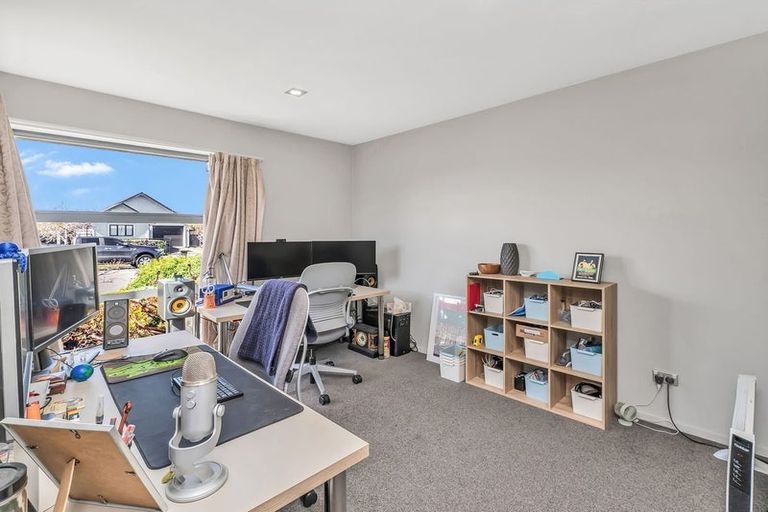 Photo of property in 21 Hamill Road, Halswell, Christchurch, 8025