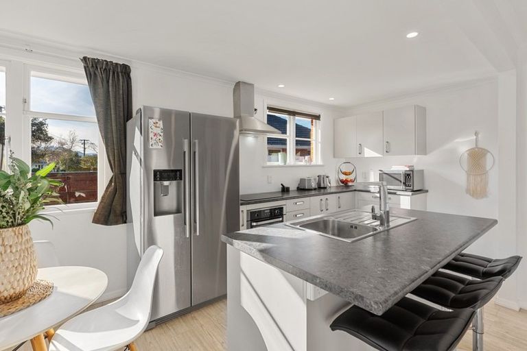 Photo of property in 14 Tararua Street, Trentham, Upper Hutt, 5018