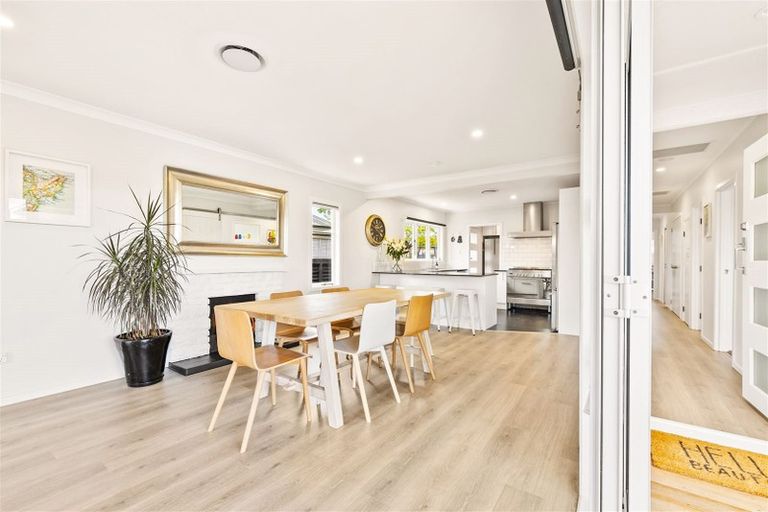 Photo of property in 57 Waipani Road, Te Atatu Peninsula, Auckland, 0610