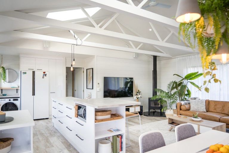 Photo of property in 15 Tutchen Avenue, Raglan, 3225