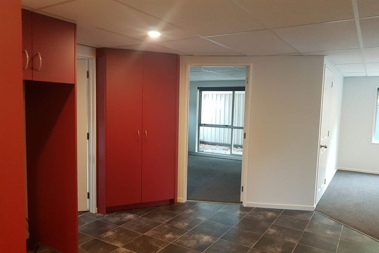 Photo of property in 282 Kilmore Street, Christchurch Central, Christchurch, 8011