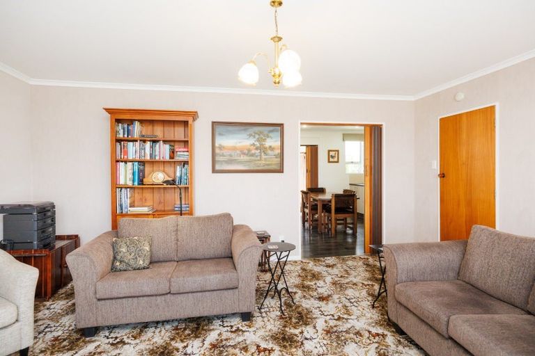 Photo of property in 28 Kennedy Avenue, Feilding, 4702