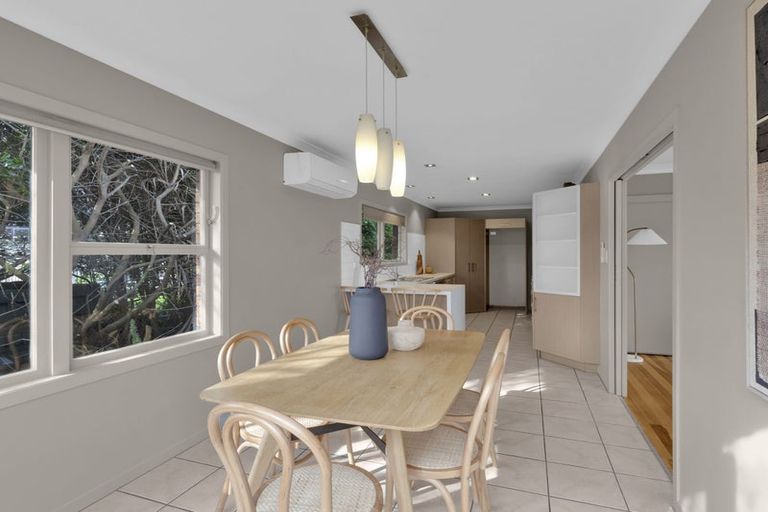 Photo of property in 8 Braid Road, St Andrews, Hamilton, 3200