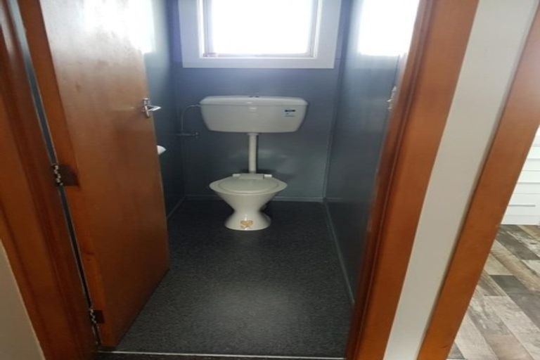 Photo of property in 17 Wye Street, Newfield, Invercargill, 9812