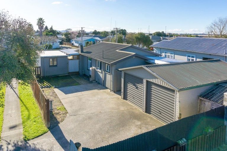 Photo of property in 13 Sunnyside Road, Nawton, Hamilton, 3200