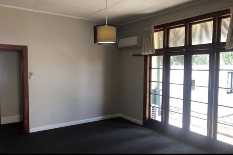 Photo of property in 68 Chelwood Street, Takaro, Palmerston North, 4412