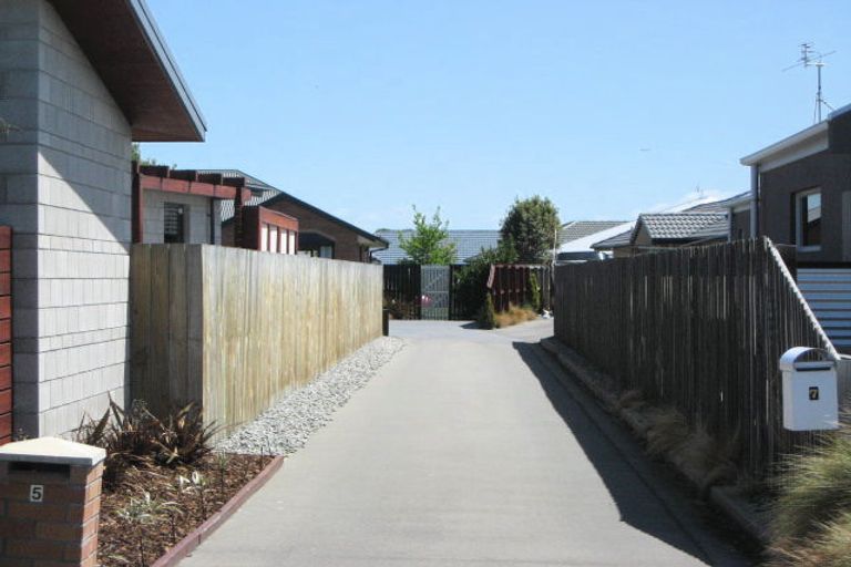 Photo of property in 7 Riverwood Boulevard, Redwood, Christchurch, 8051