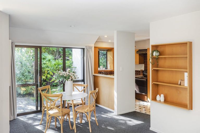 Photo of property in 2/6 Ashfield Place, Ilam, Christchurch, 8041