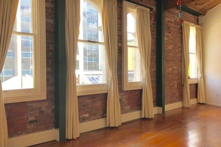 Photo of property in Maison Cabriole Building, 3/60 Courtenay Place, Te Aro, Wellington, 6011