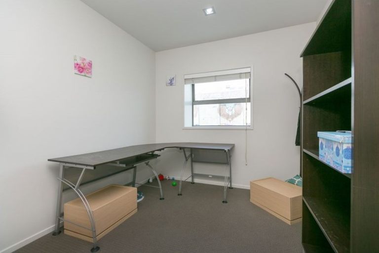 Photo of property in 18/2 Buller Street, New Plymouth, 4310