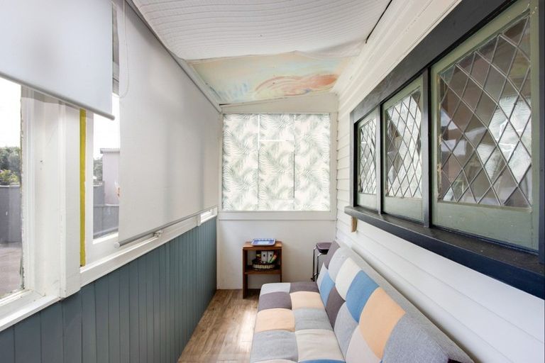 Photo of property in 32 Carnell Street, Napier South, Napier, 4110