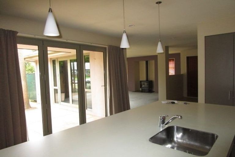 Photo of property in 3 Wedmore Close, Burwood, Christchurch, 8083