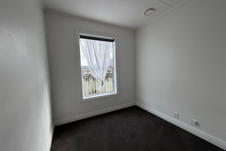 Photo of property in 6 Carlisle Street, Milson, Palmerston North, 4414