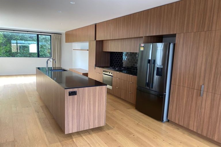 Photo of property in 5 Mary Dobson Way, Island Bay, Wellington, 6023